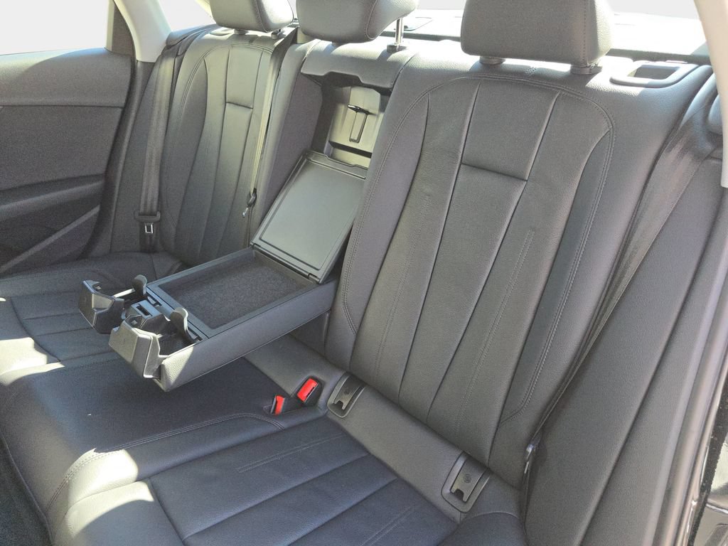 Used 2019 Audi A4 2.0T Premium FWD image 17