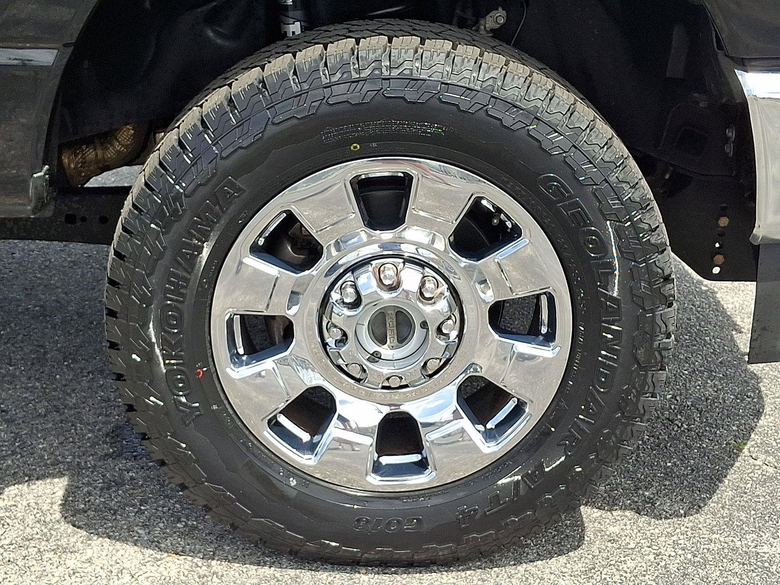 Used 2023 Ford F250 Lariat w/ Lariat Ultimate Package AWD/4WD image 8