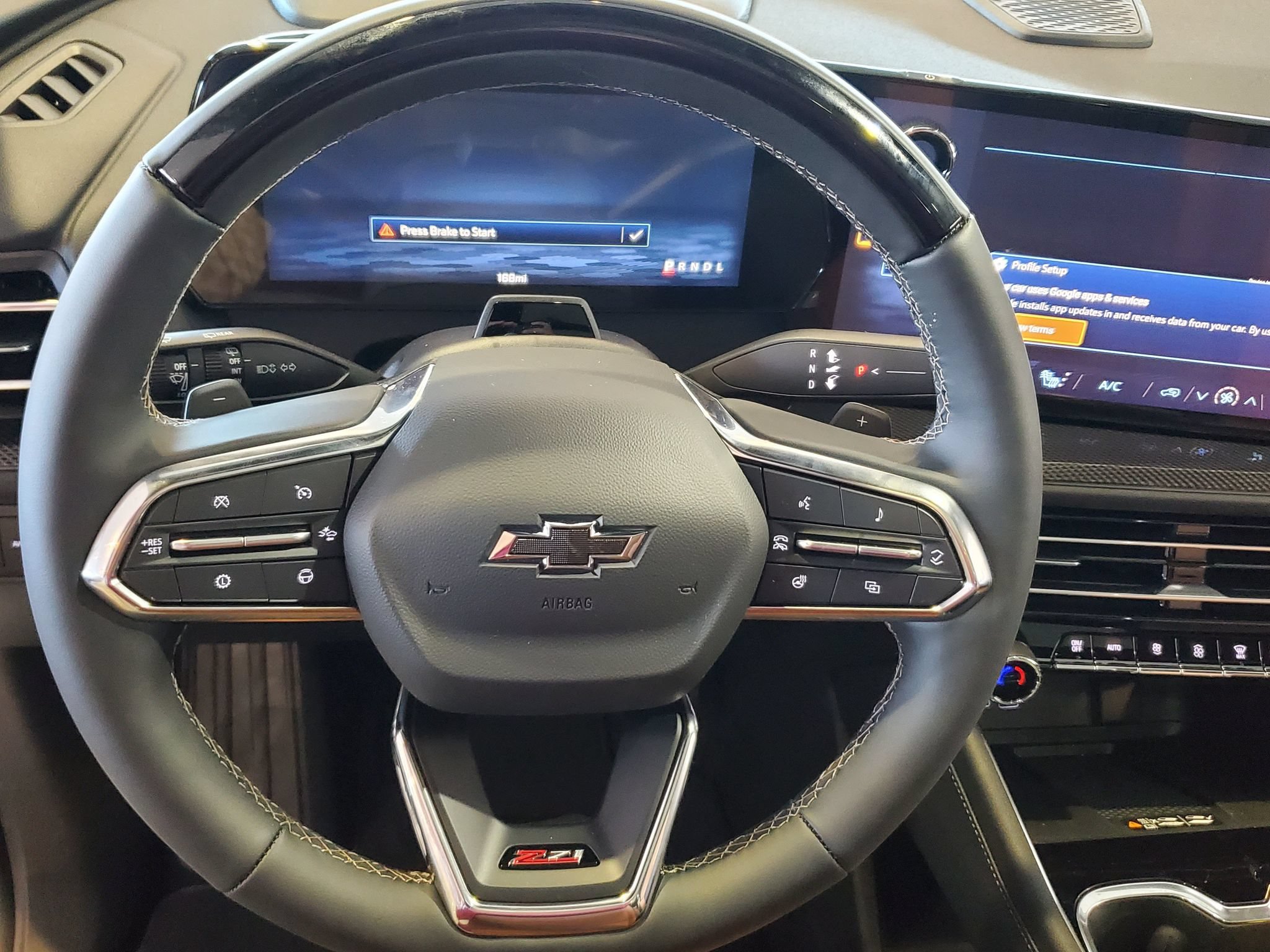 New 2027 Chevrolet Traverse Z71 w/ Enhanced Driving Package AWD/4WD image 24