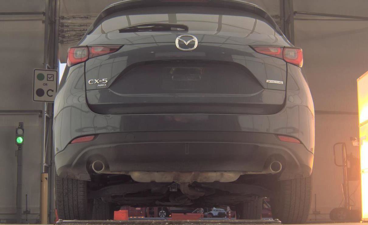 Used 2024 MAZDA CX-5 Carbon Edition image 7