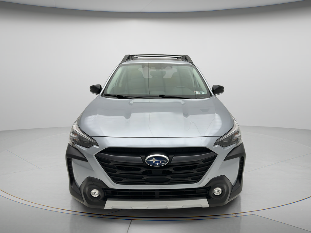 Used 2023 Subaru Outback Limited AWD/4WD image 2