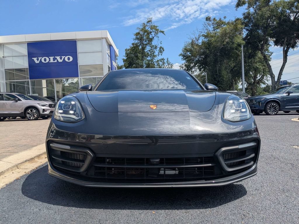 Used 2022 Porsche Panamera RWD image 9