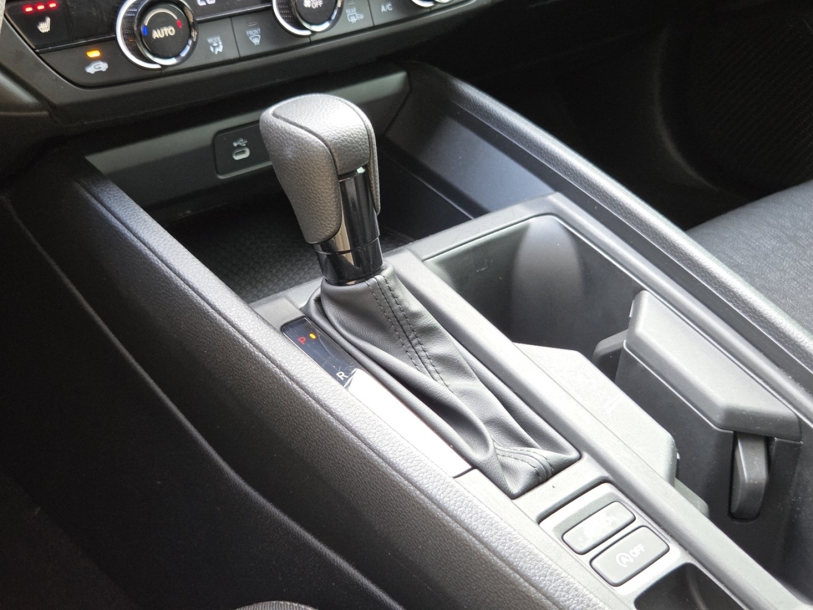 Certified 2024 Honda Accord EX image 32