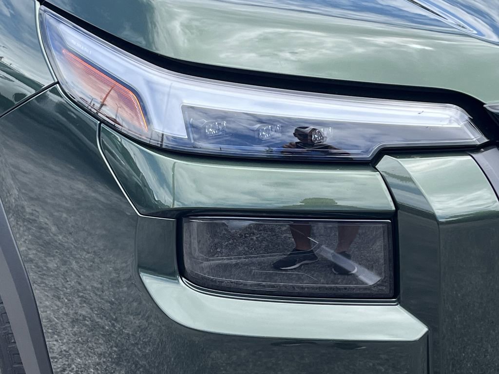 Used 2026 Subaru Outback Limited XT AWD/4WD image 7