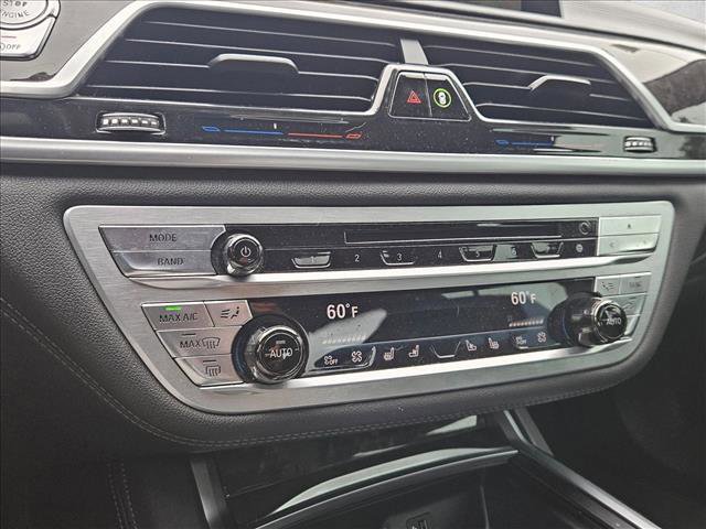 Used 2018 BMW 750i xDrive image 24