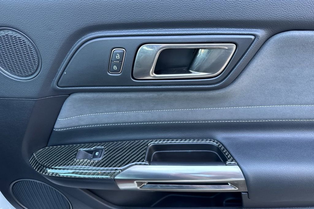 Used 2019 Ford Mustang Shelby GT350 w/ Technology Package image 19