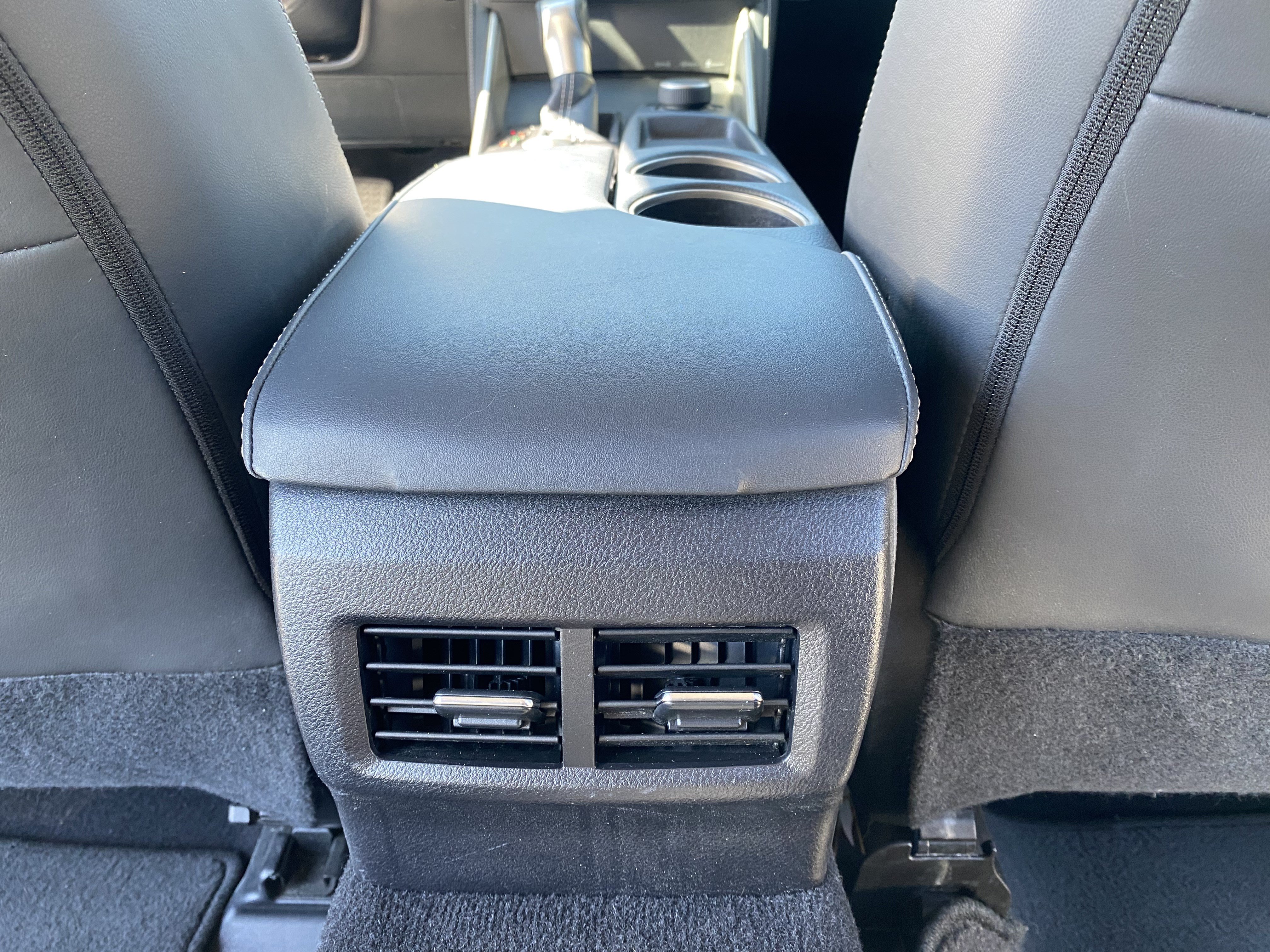 Used 2016 Lexus IS 200t RWD image 19