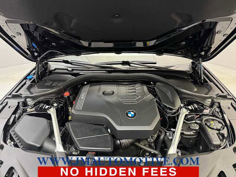 Used 2023 BMW 530i xDrive w/ Premium Package image 10