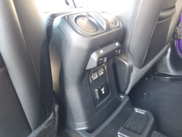 Used 2023 Jeep Wrangler Unlimited Sahara w/ Cold Weather Group image 38