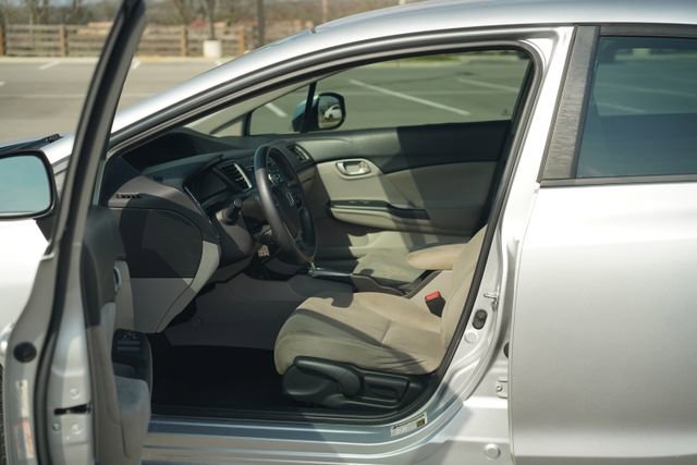 Used 2013 Honda Civic LX image 11