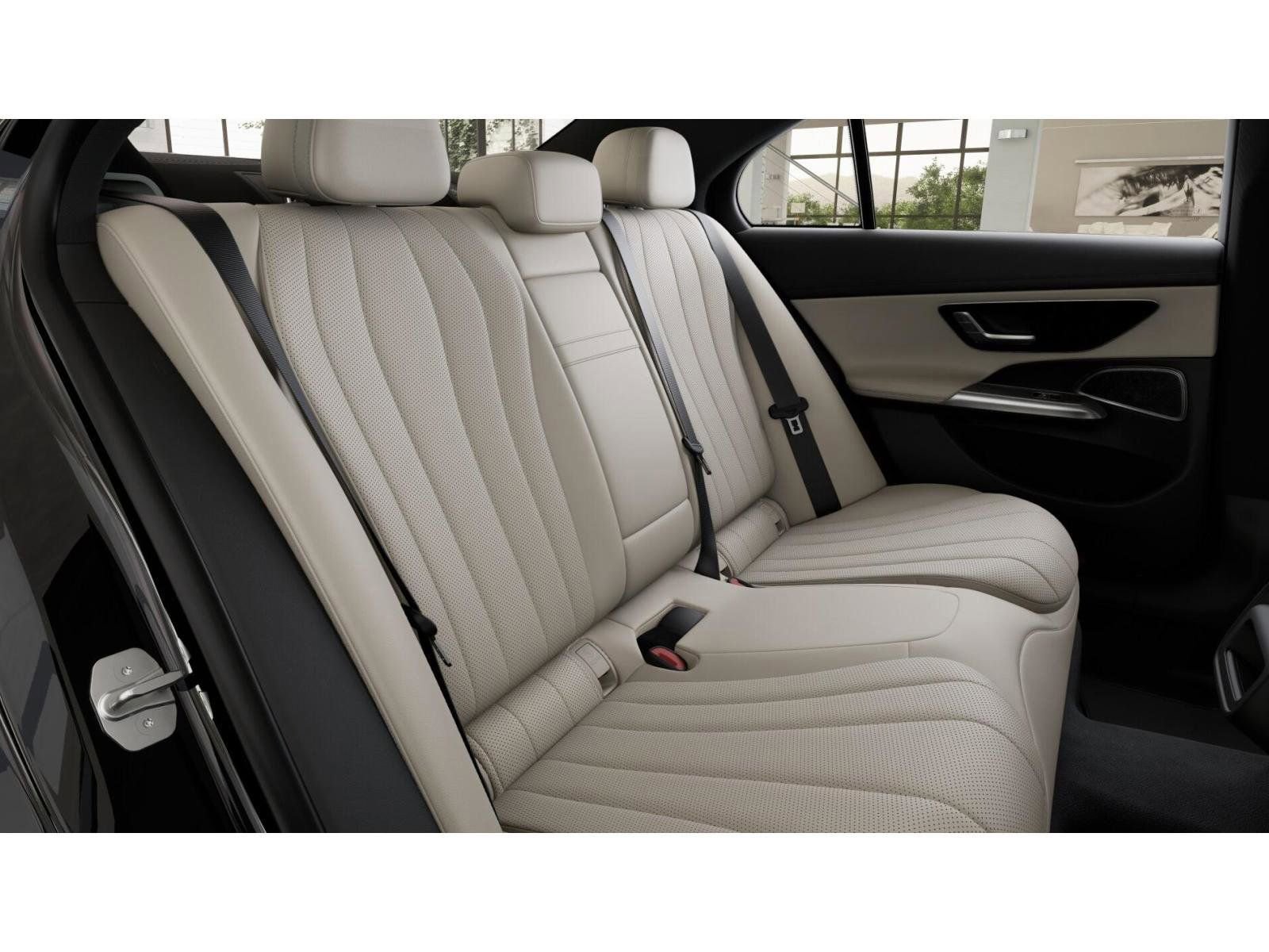 New 2026 Mercedes-Benz E 350 4MATIC Sedan image 5