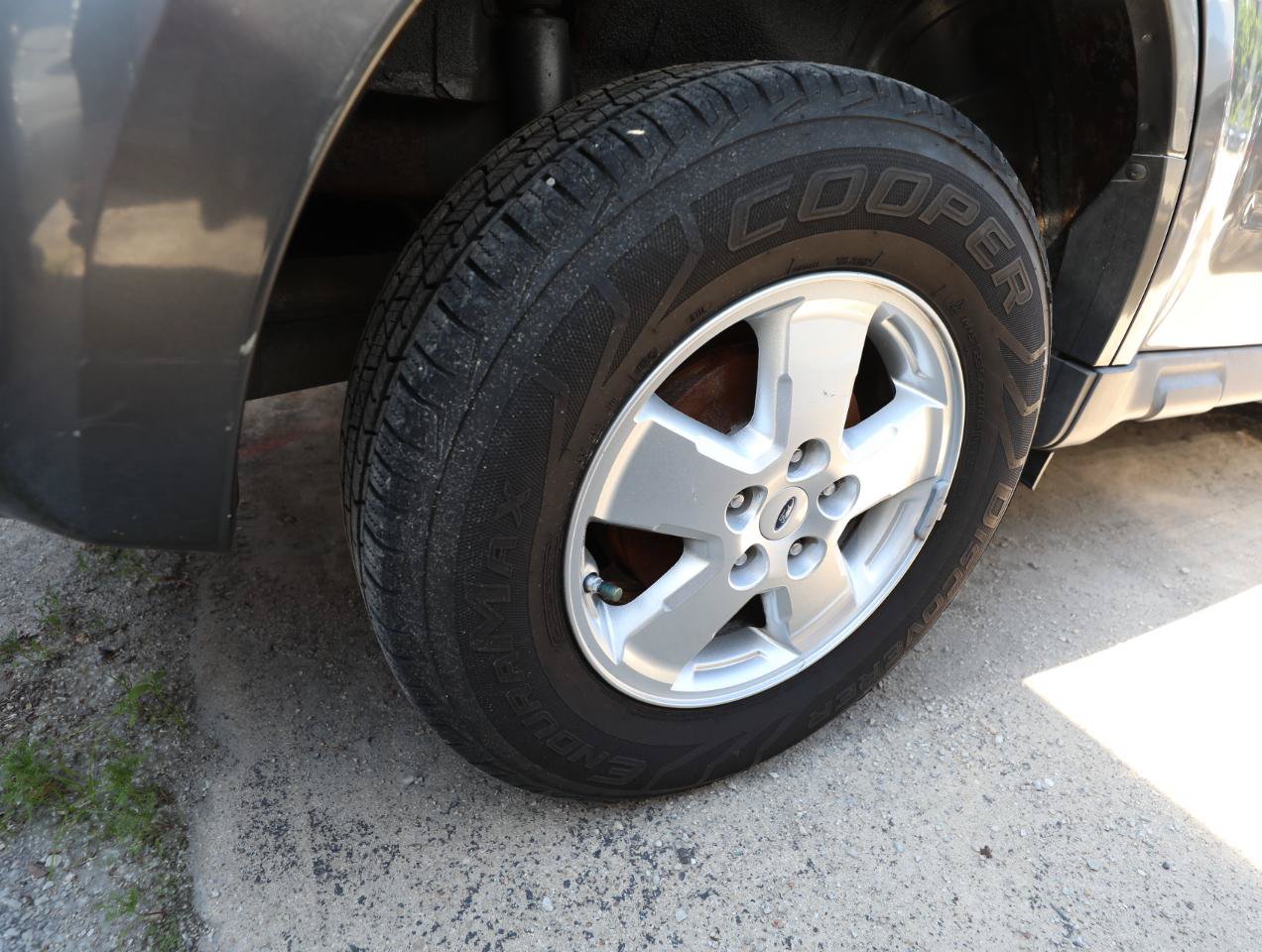 Used 2009 Ford Escape XLT FWD image 9