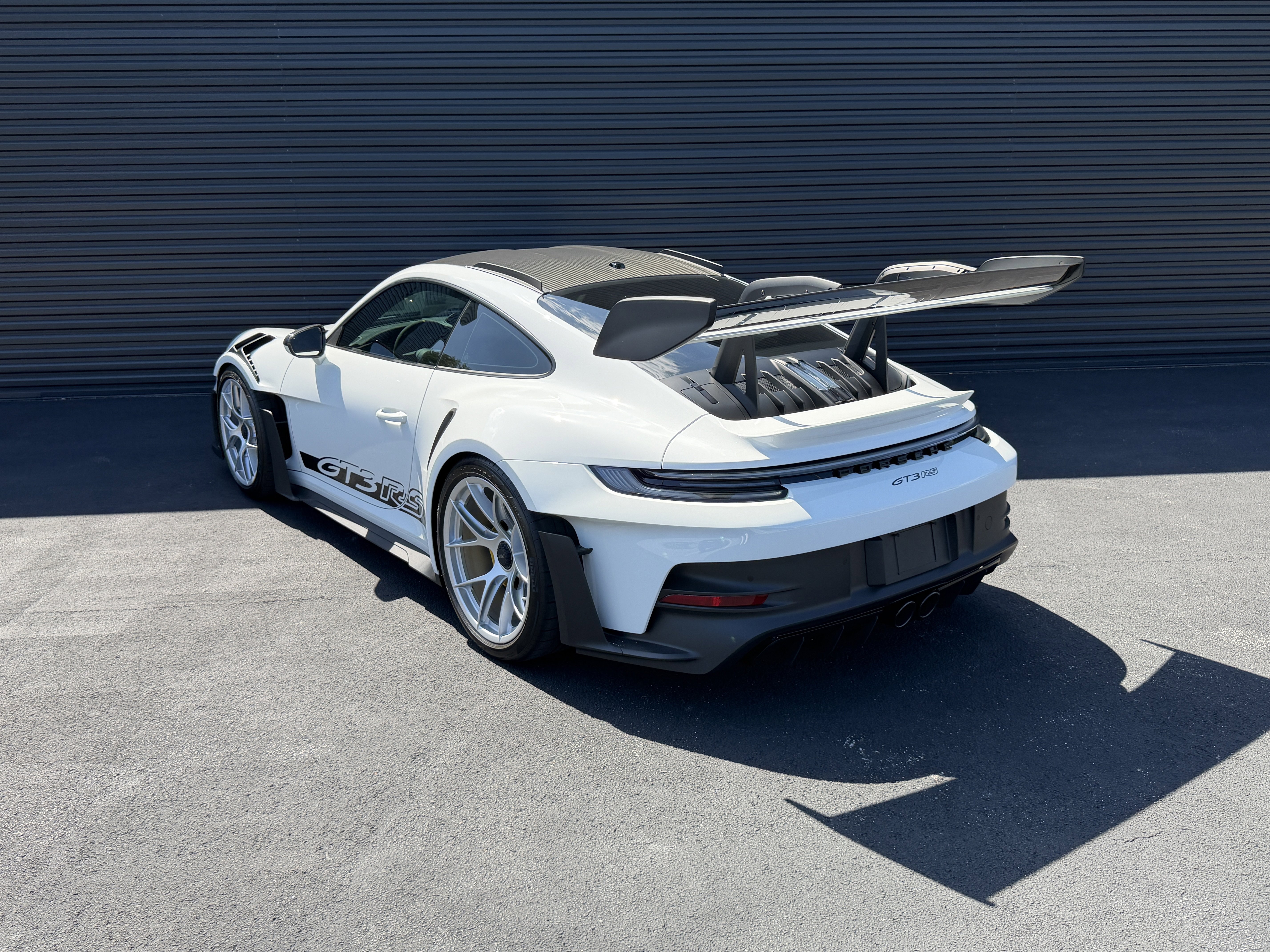Used 2025 Porsche 911 GT3 RS image 3