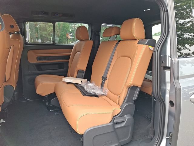 New 2025 Volkswagen ID. Buzz Pro S RWD image 6