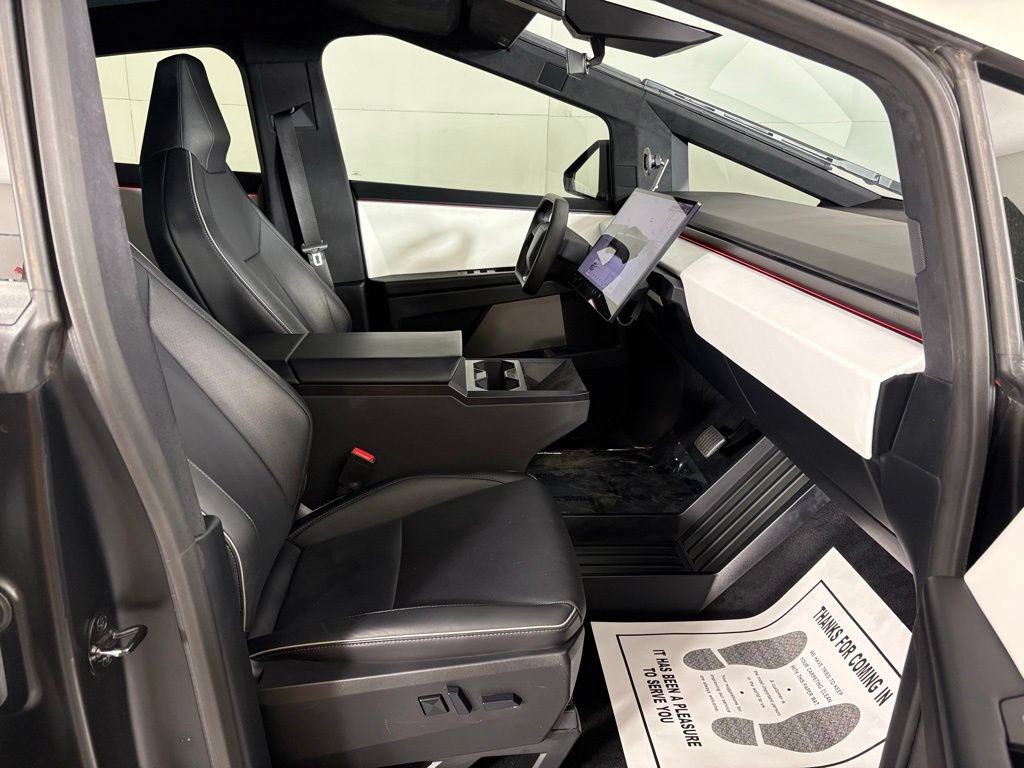 Used 2024 Tesla Cybertruck AWD Crew Cab image 20