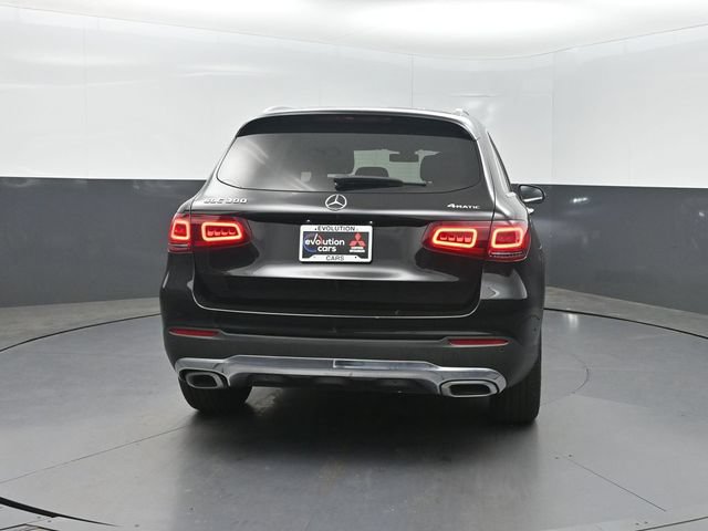 Used 2021 Mercedes-Benz GLC 300 4MATIC w/ Premium Package image 33