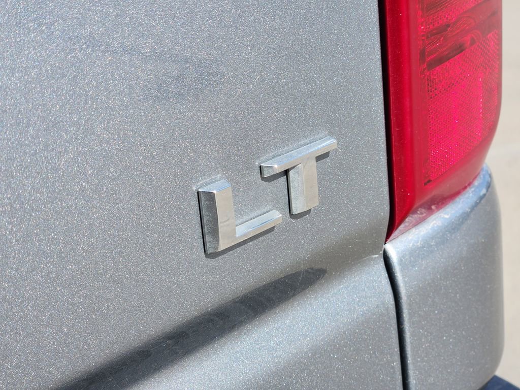 Used 2024 Chevrolet Silverado 3500 LT w/ Convenience Package image 16