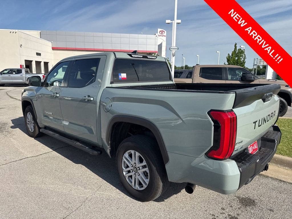 Used 2025 Toyota Tundra SR5 w/ SR5 Premium Package AWD/4WD image 6