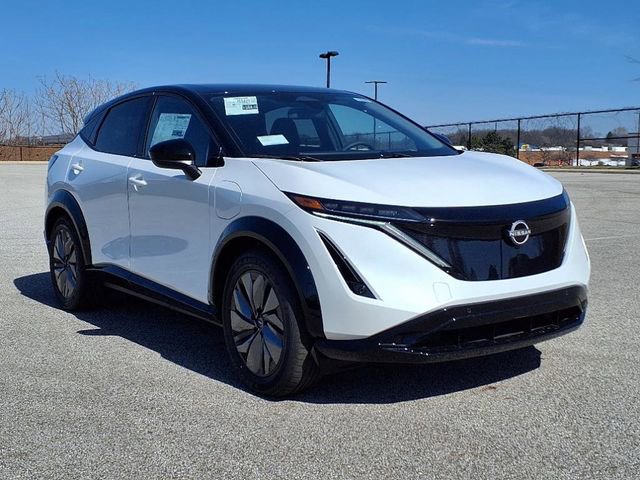 New 2025 Nissan Ariya AWD image 2