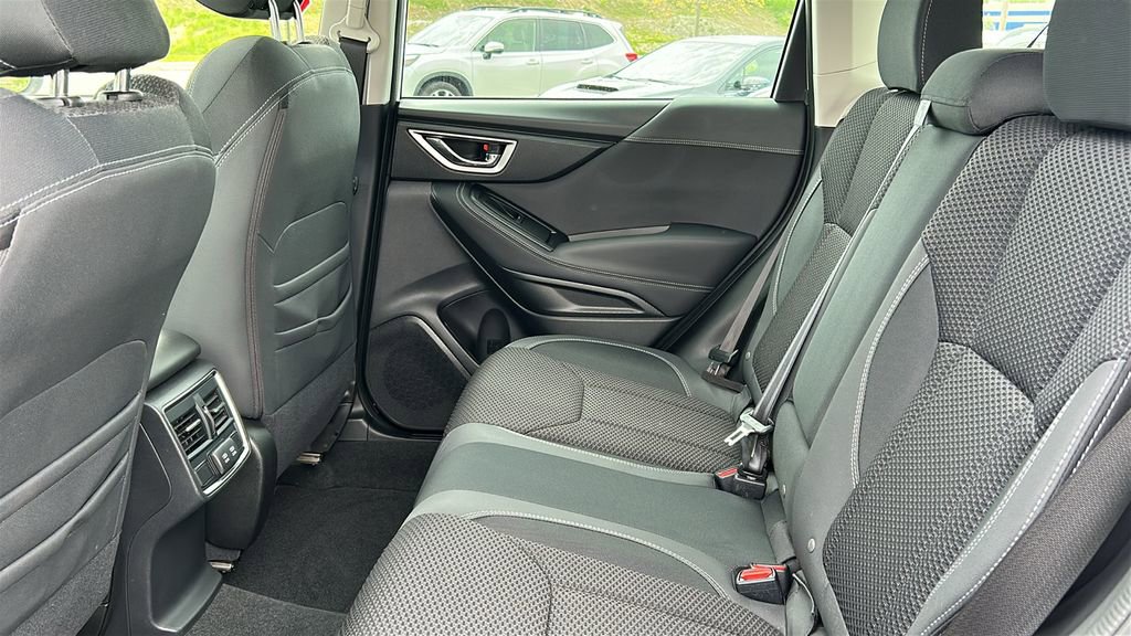 Certified 2022 Subaru Forester Premium AWD/4WD image 23
