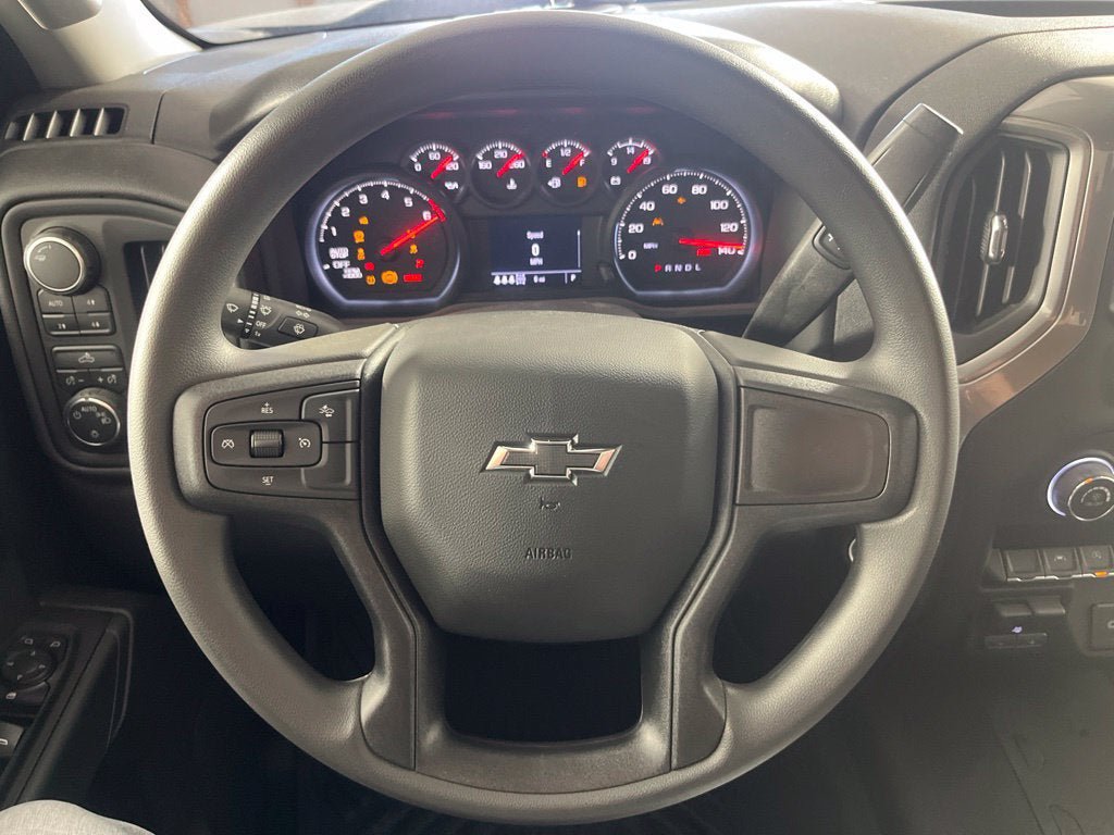 New 2026 Chevrolet Silverado 1500 Custom Trail Boss w/ Turbomax Blackout Package AWD/4WD image 25