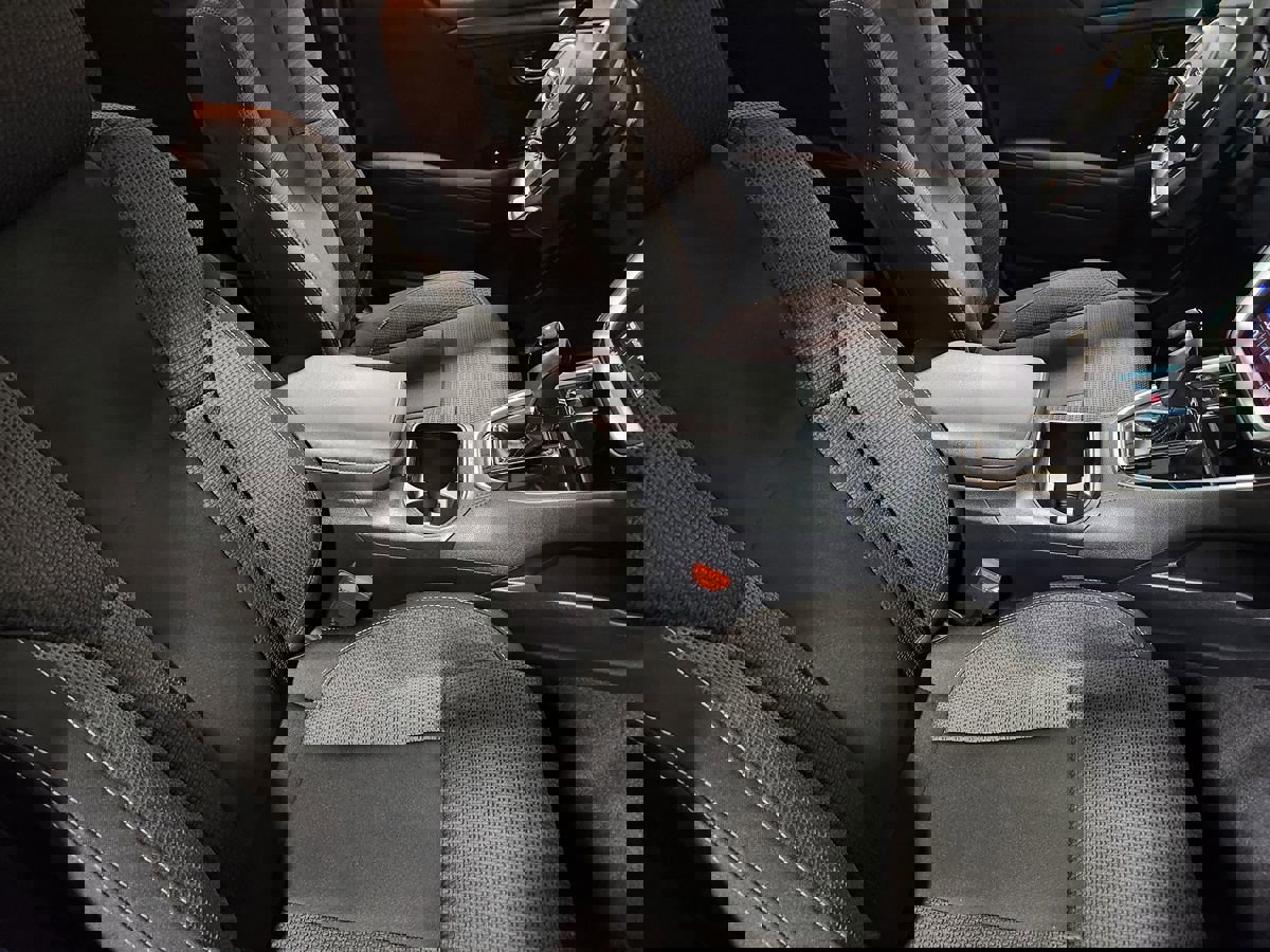 Used 2021 Subaru Outback Premium image 32