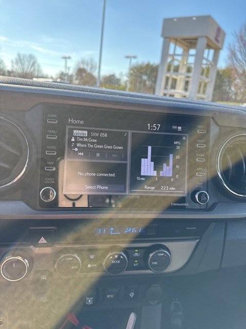 Used 2021 Toyota Tacoma TRD Sport image 10