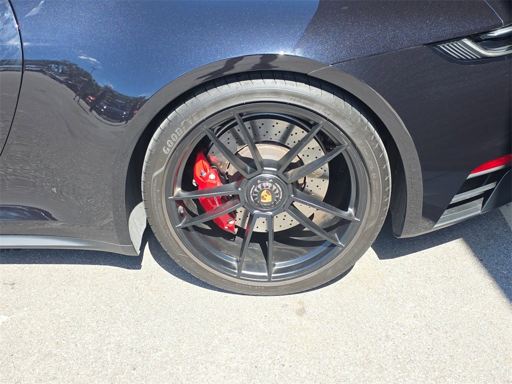 Used 2024 Porsche 911 Carrera GTS image 11