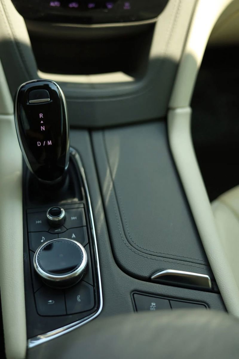 Used 2020 Cadillac XT6 Premium Luxury image 24