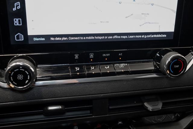 Used 2025 Chevrolet Colorado W/T w/ Advanced Trailering Package image 18