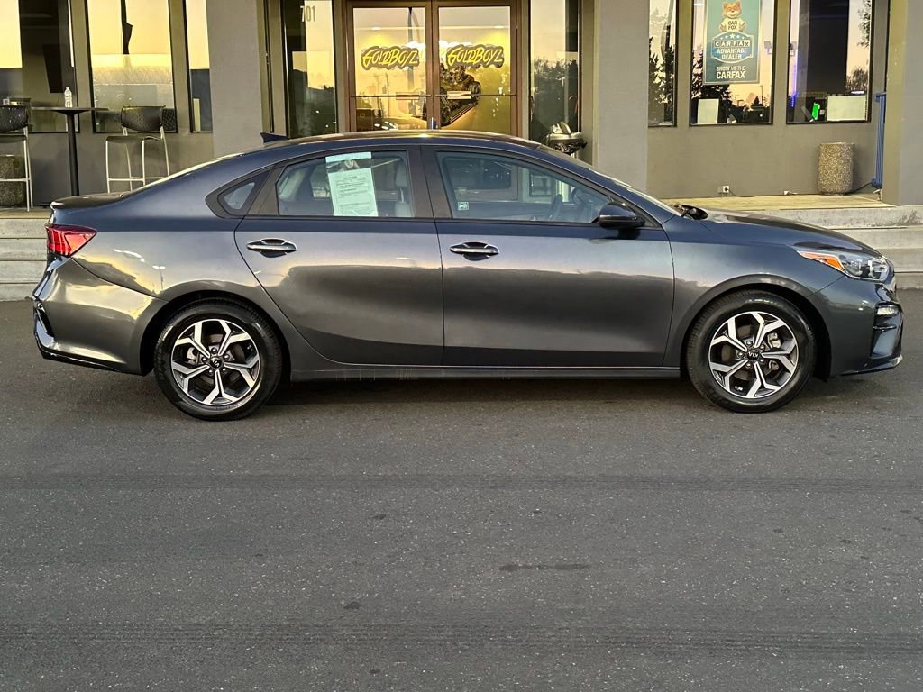 Used 2021 Kia Forte LXS image 3
