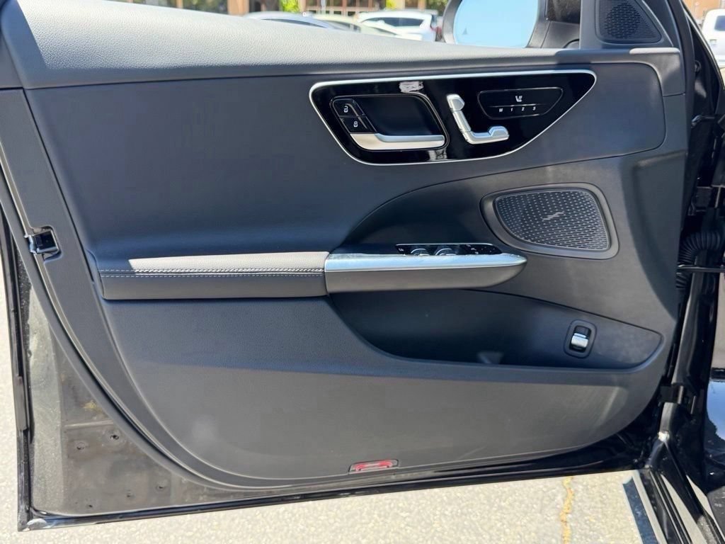 New 2026 Mercedes-Benz C 300 4MATIC Sedan image 16