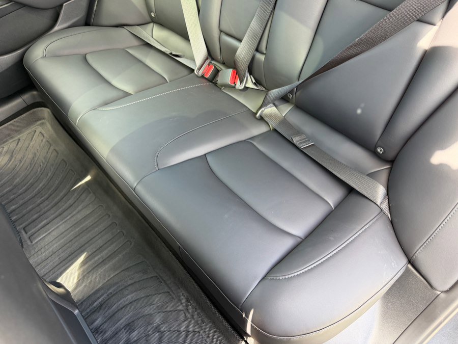 Used 2023 Tesla Model 3 Standard Range image 41