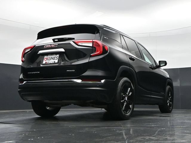 Used 2023 GMC Terrain SLT w/ Infotainment Package II AWD/4WD image 39