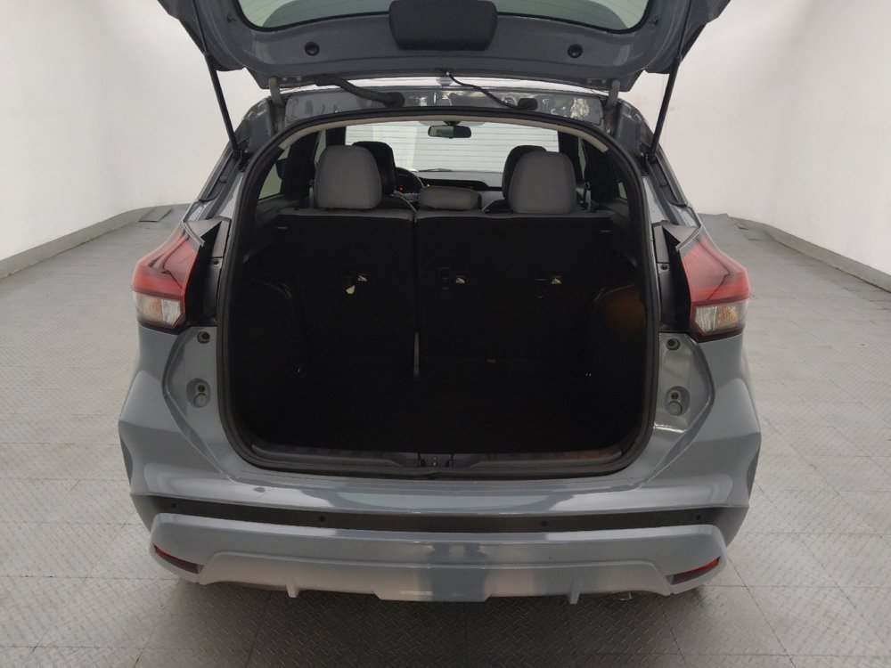 Used 2021 Nissan Kicks SR w/ SR Premium Package FWD image 29
