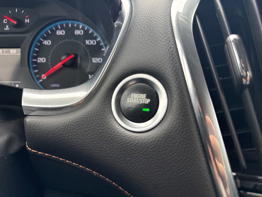 Used 2020 Chevrolet Traverse LT FWD image 24
