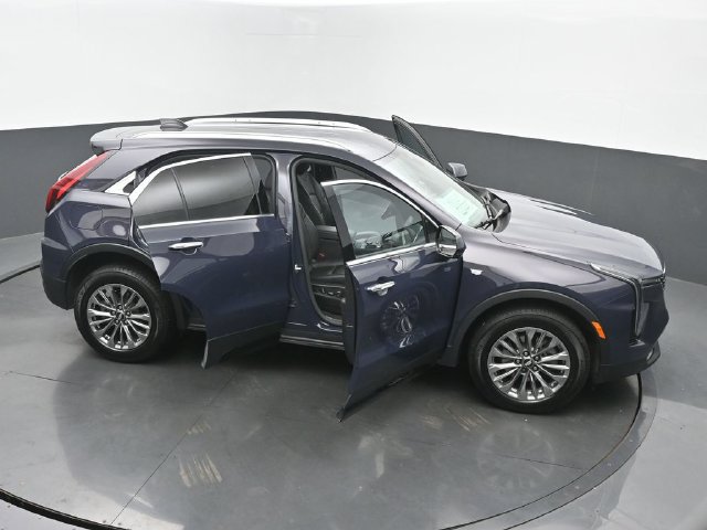 Certified 2025 Cadillac XT4 Premium Luxury FWD image 59