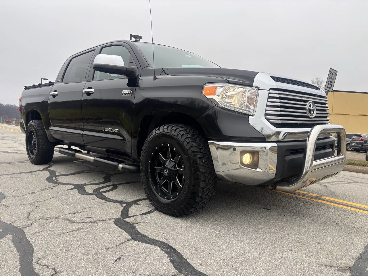 Used 2015 Toyota Tundra Limited image 3