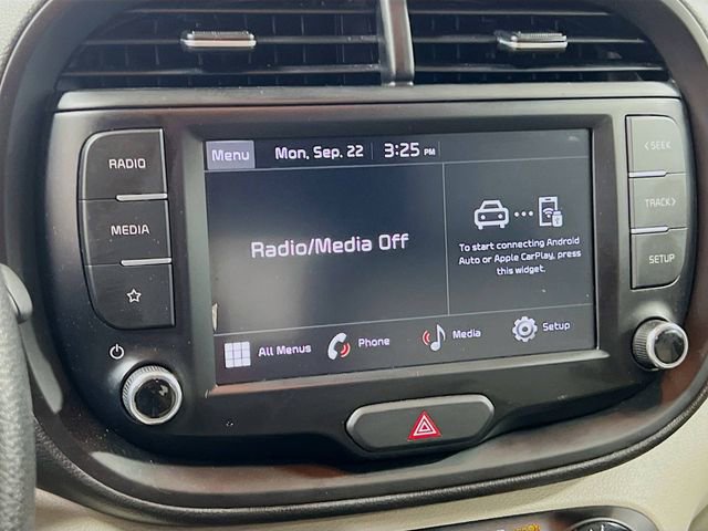 Certified 2023 Kia Soul LX w/ LX Technology Package image 14