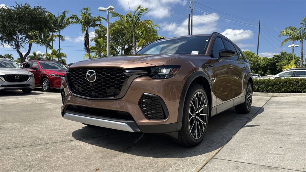 New 2025 MAZDA CX-70 Plug-In Hybrid w/ Premium Plus image 32