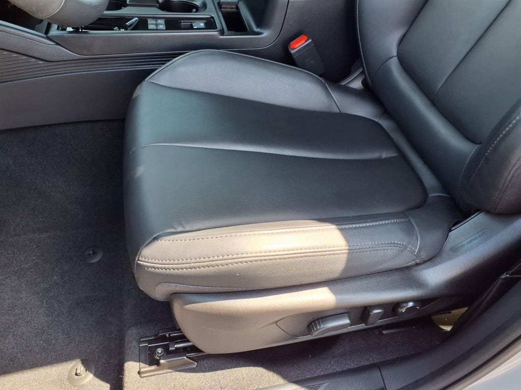 Used 2026 Subaru Outback Premium AWD/4WD image 26