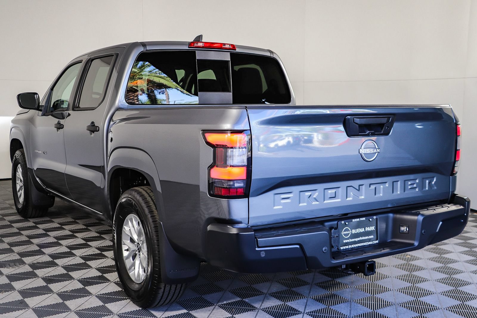 New 2027 Nissan Frontier S w/ Tow Package RWD image 6