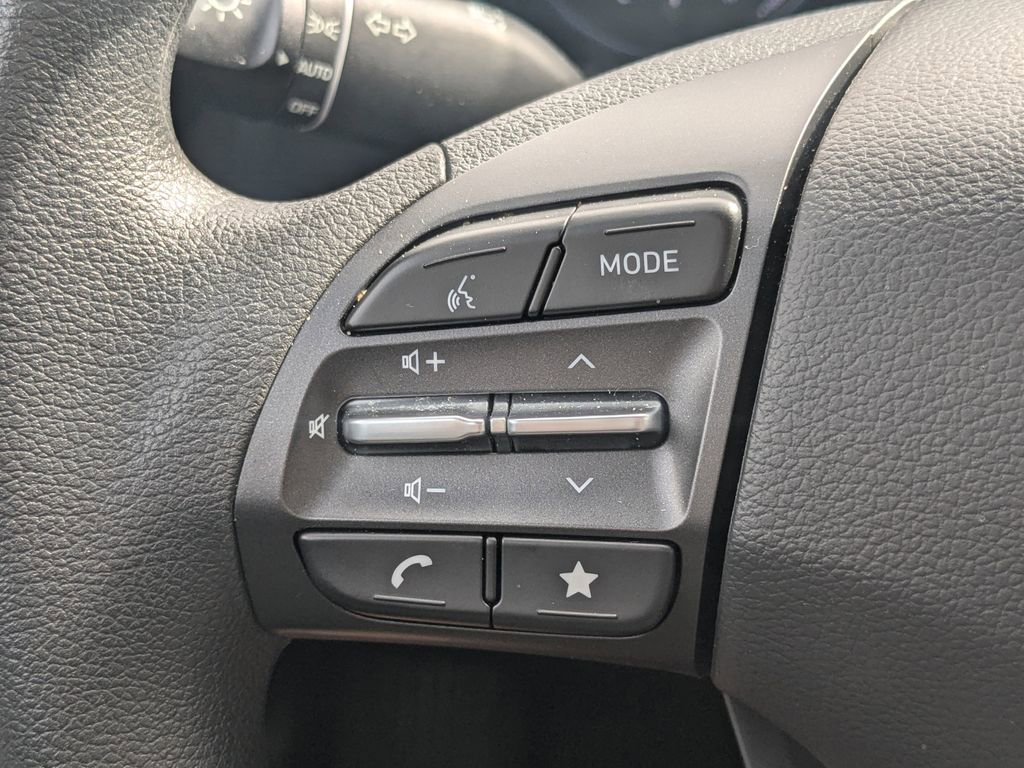 Used 2023 Hyundai Kona SEL w/ Cargo Package image 10