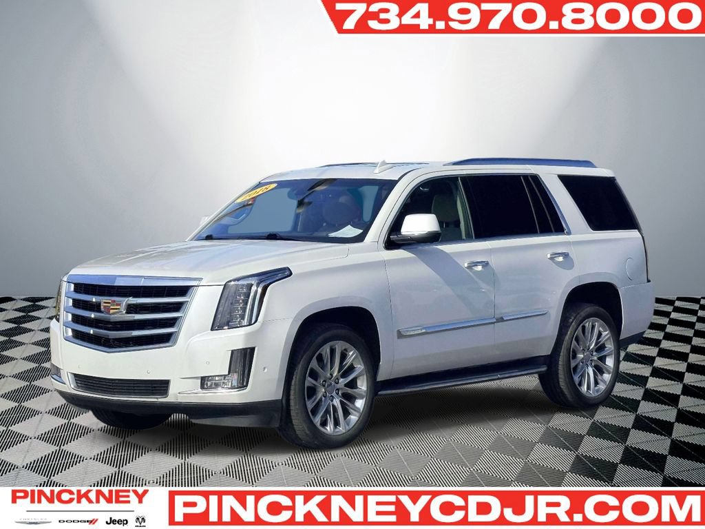 Used 2018 Cadillac Escalade Luxury AWD/4WD image 1
