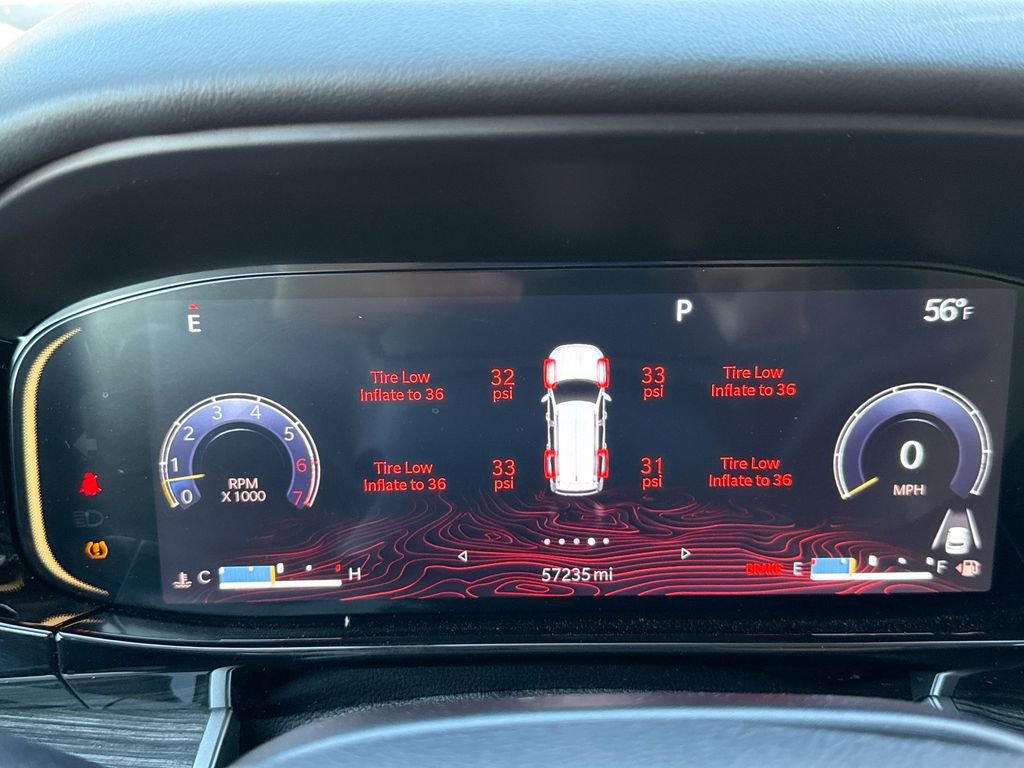 Used 2022 Jeep Wagoneer Series III w/ Flexible Seating Group image 10