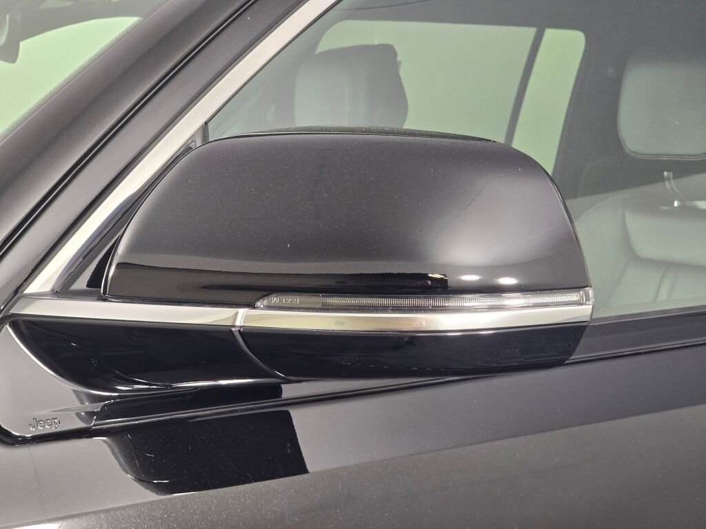 New 2025 Jeep Wagoneer L 4WD w/ HD Trailer Tow Package image 12