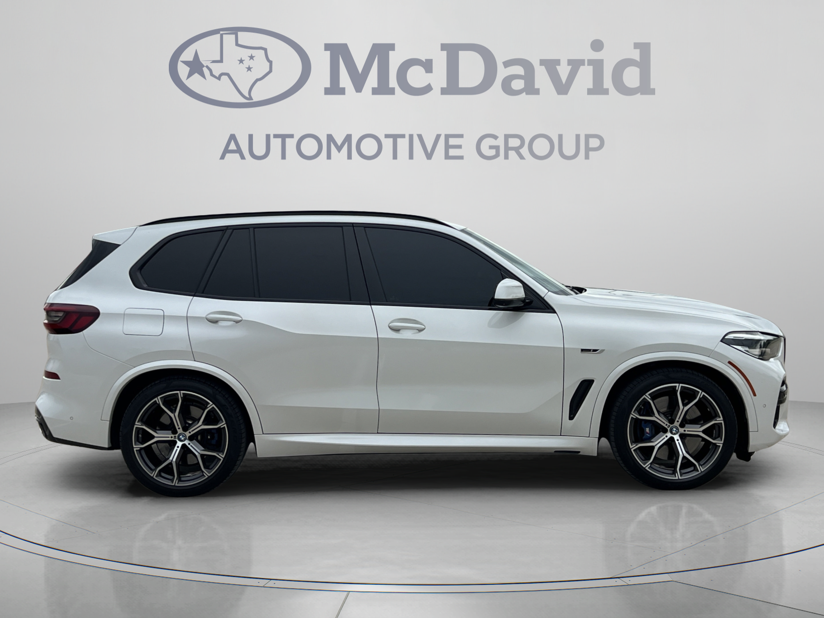Used 2022 BMW X5 xDrive45e w/ M Sport Package AWD/4WD image 8