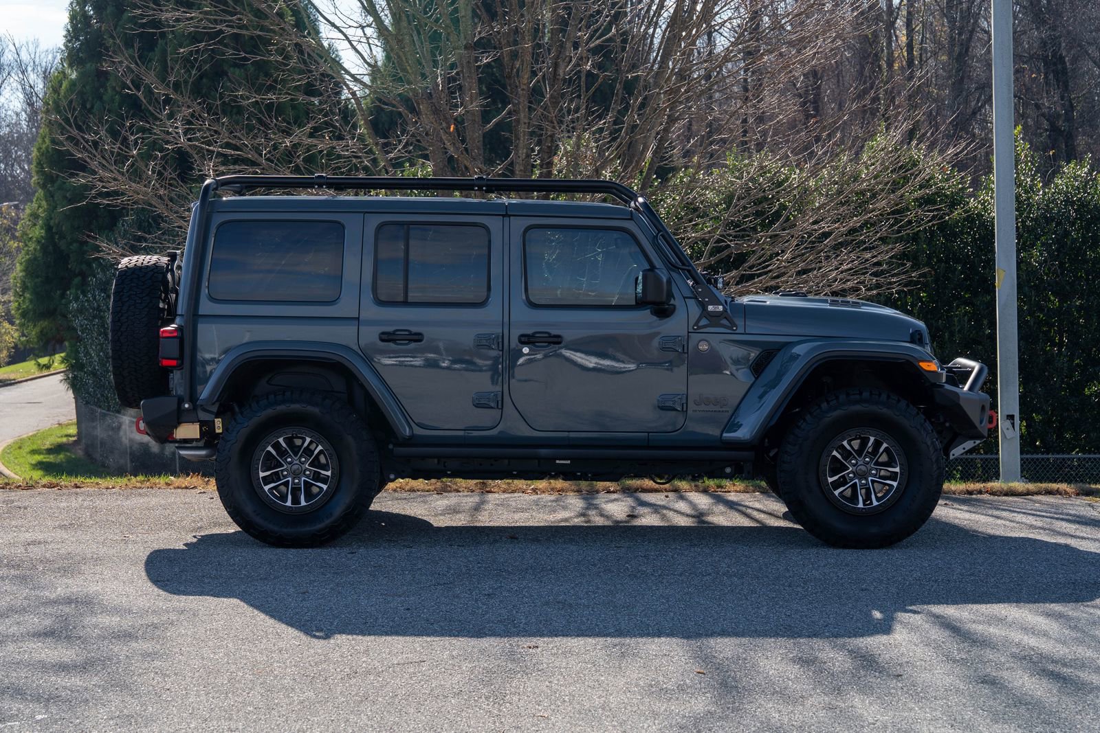 Used 2024 Jeep Wrangler Rubicon 392 image 8