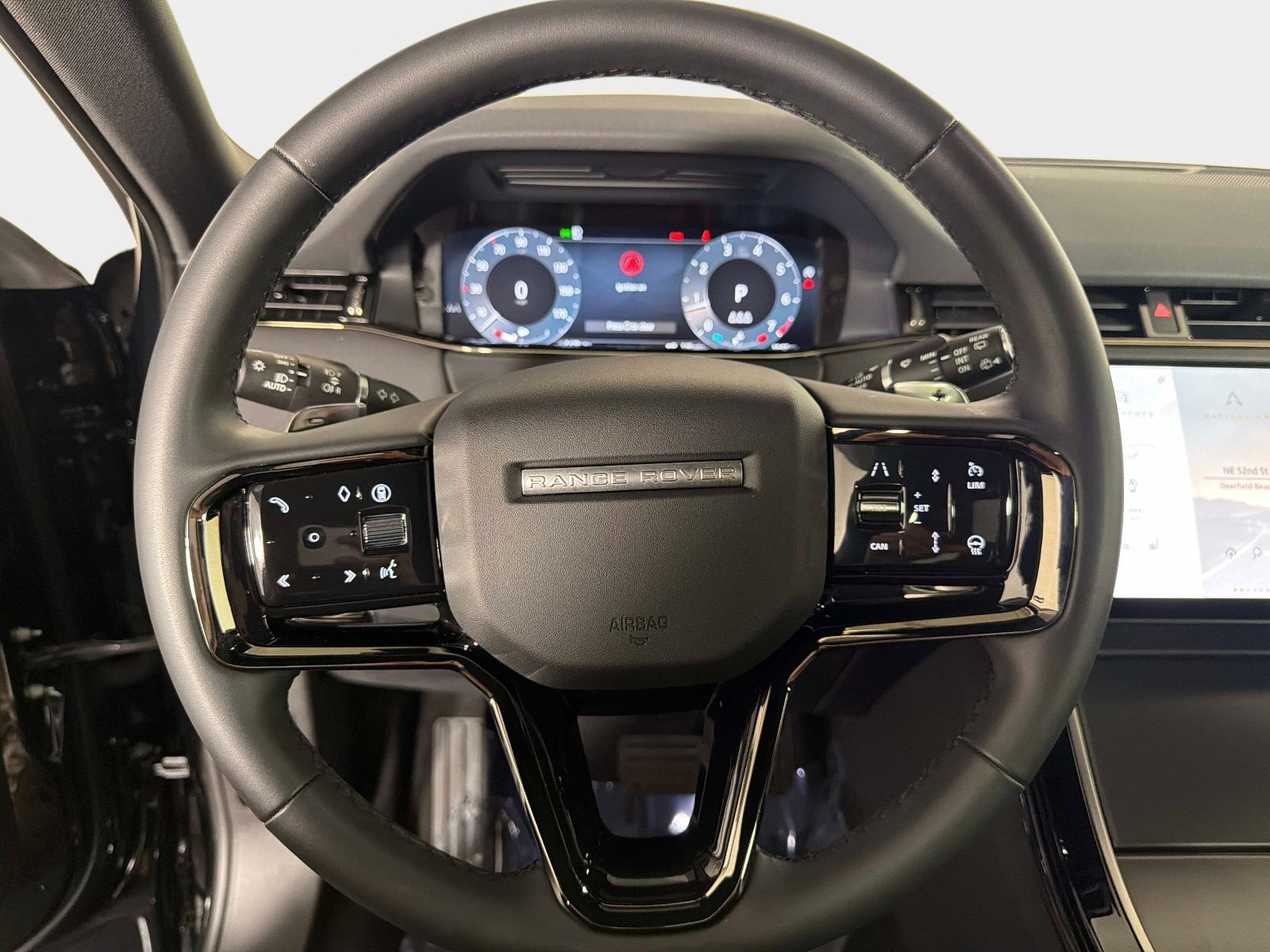 Used 2026 Land Rover Range Rover Evoque S image 43