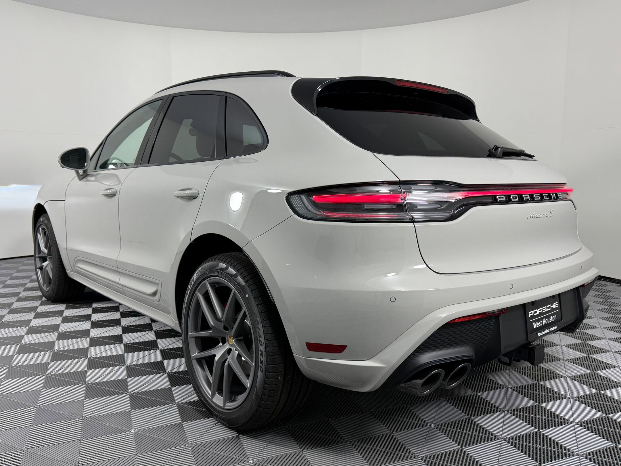 New 2026 Porsche Macan S AWD/4WD image 3